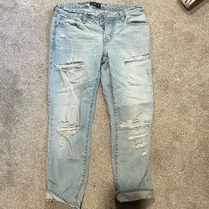 Abercrombie Ames Slim Boyfriend Jeans 👖
